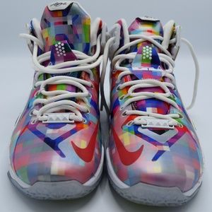 LeBron James XII 12 EXT Eat Your Breakfast Size 7